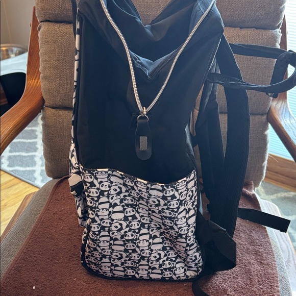 Panda Print Backpack - Picture 5 of 5